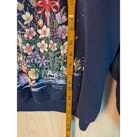 Morning Sun Flowers Snow Christmas Lamp Bow Blue Crewneck Sweatshirt Size Small - Picture 8 of 8